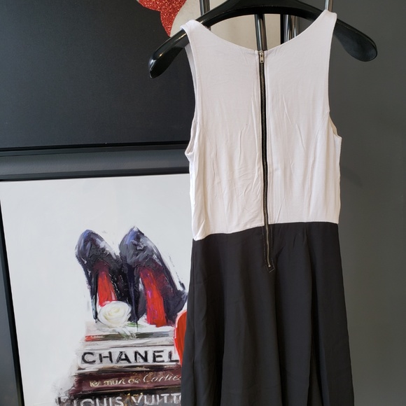 MINIMAL DRESS - Picture 2 of 3